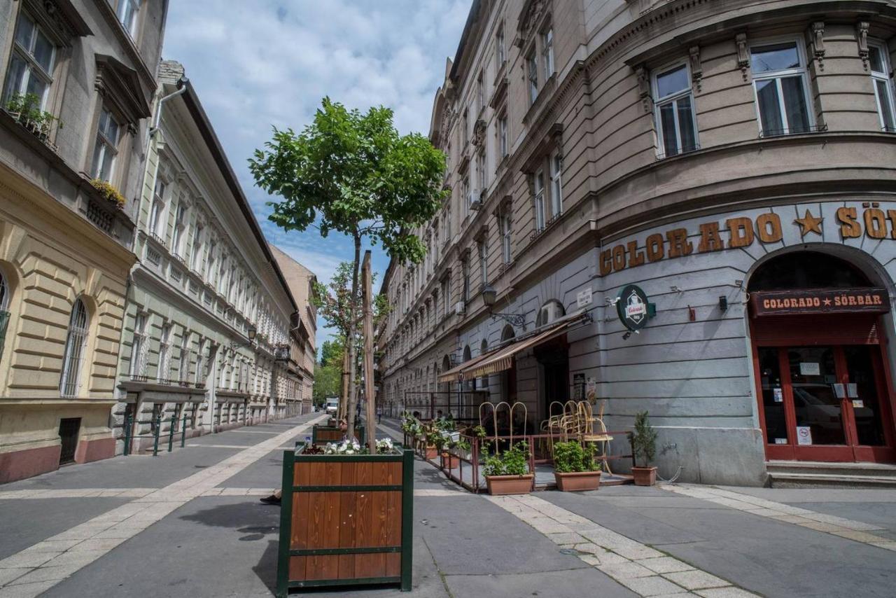 Comfy, Renewed 3 Bedroom Apt In Center Budapest Bagian luar foto